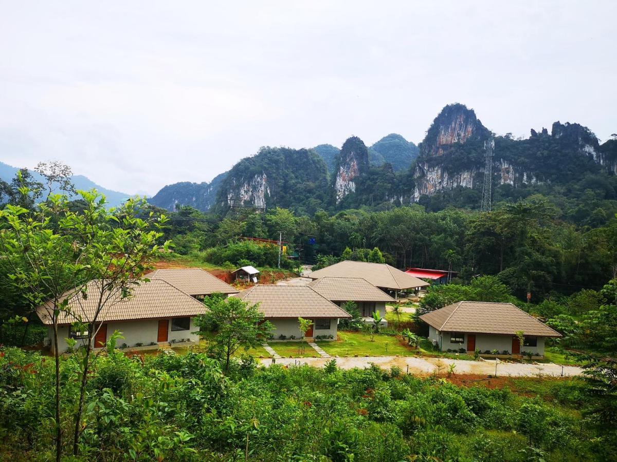 The Liveliwoods บ้านป่าร่าเริง Khao Sok National Park ภายนอก รูปภาพ