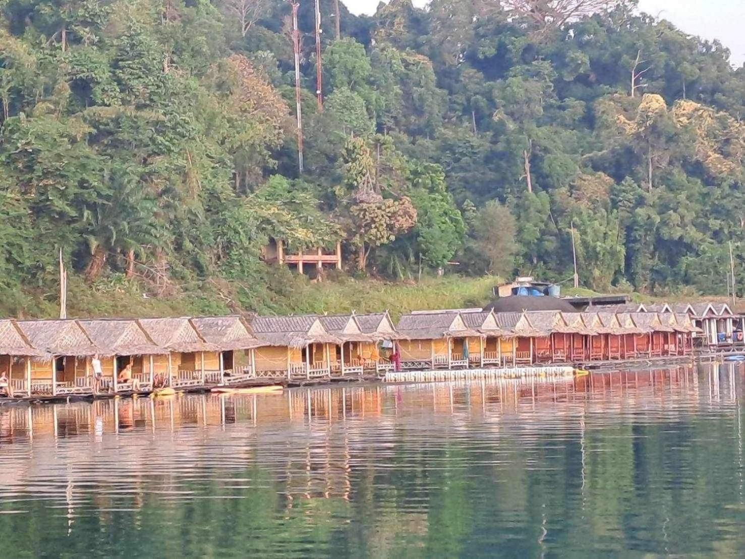 The Liveliwoods บ้านป่าร่าเริง Khao Sok National Park ภายนอก รูปภาพ